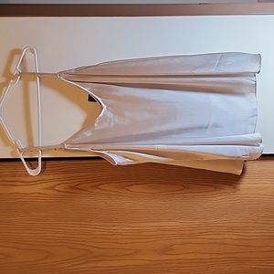 Torrid single layer plus size 3 champagne colored swing cami blouse